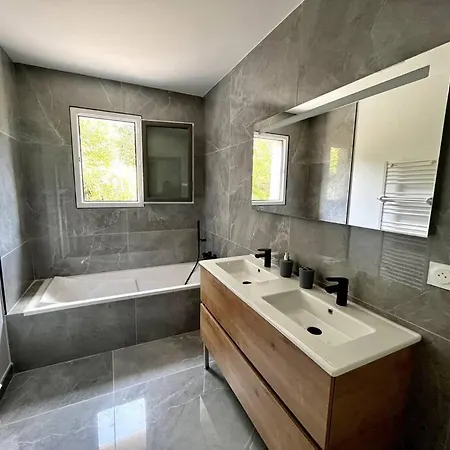Villa Superbe Neuve+ Piscine En Provence